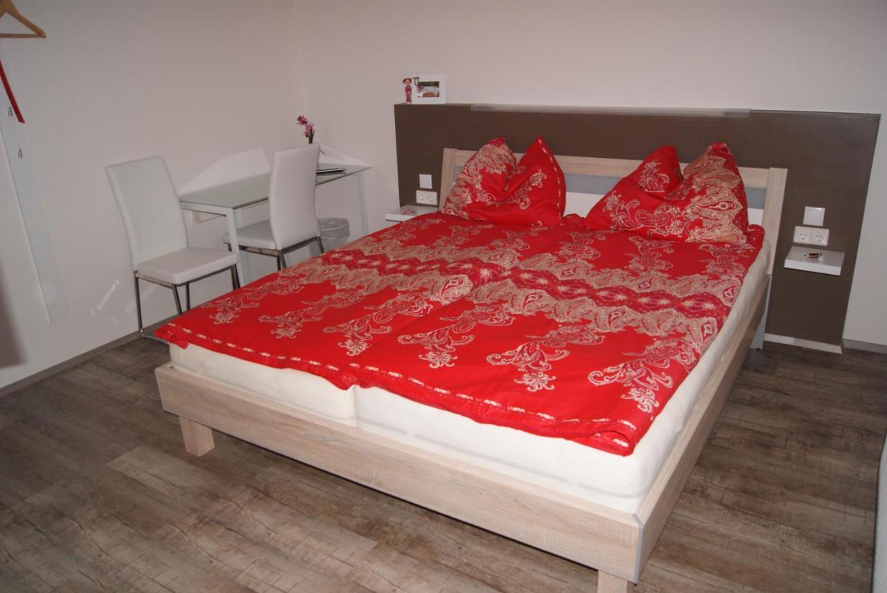 פוהנסדורף Privatzimmer Mitterbacher מראה חיצוני תמונה